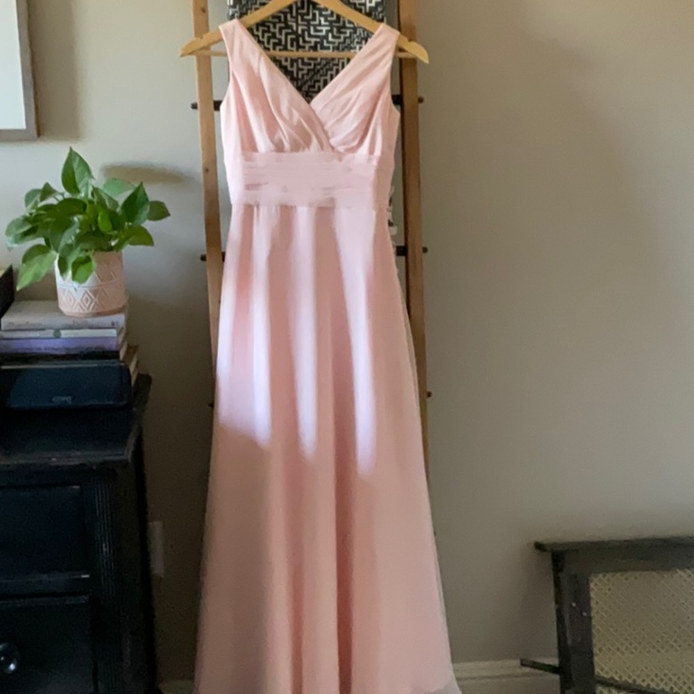 Pretty dress!